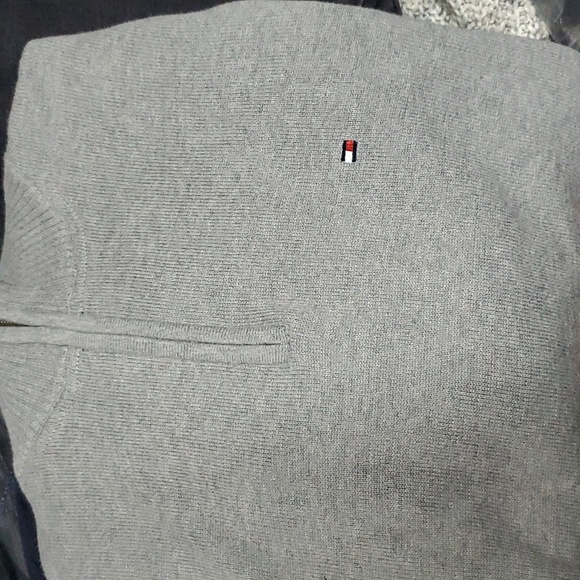 Tommy Hilfiger Quarter Zip Sweater Size Large - Picture 4 of 4